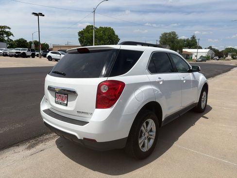 Used 2012 Chevrolet Equinox LT AWD/4WD image 3