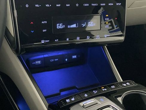 Used 2023 Hyundai Tucson Limited image 23