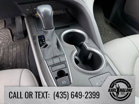 Used 2021 Toyota Camry XLE AWD/4WD image 22