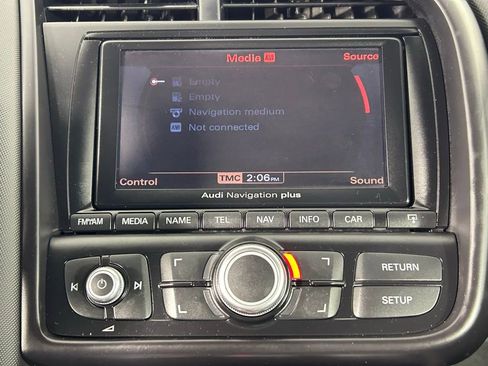 Used 2012 Audi R8 V10 AWD/4WD image 14