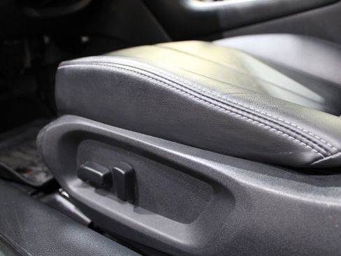 Used 2019 INFINITI Q60 3.0t w/ Cargo Package image 25