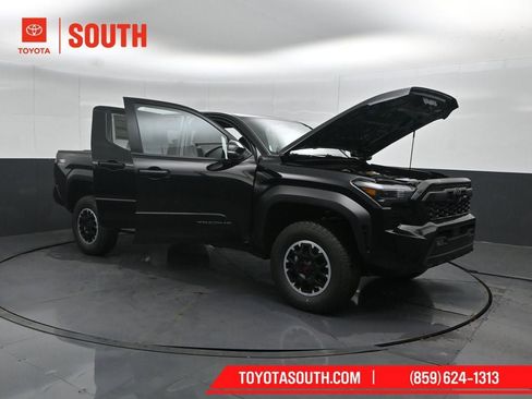 New 2026 Toyota Tacoma TRD Off-Road w/ TRD Off Road Upgrade Package AWD/4WD image 55