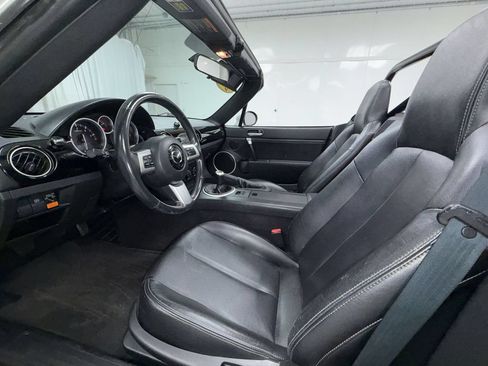 Used 2006 MAZDA MX-5 Miata Grand Touring w/ Premium Pkg RWD image 12
