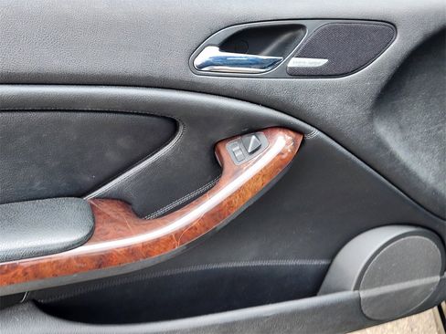 Used 2002 BMW 330Ci Coupe image 23