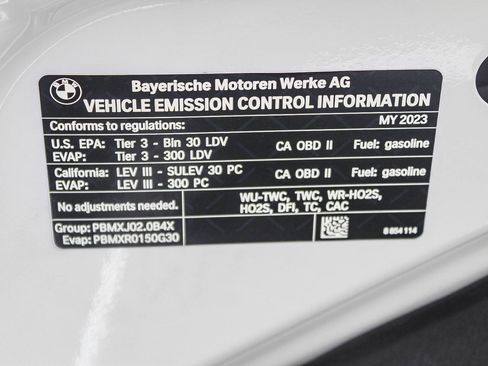 Certified 2023 BMW 530i w/ Premium Package image 28