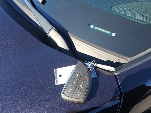 Used 2022 Chevrolet Tahoe Z71 w/ Luxury Package image 30