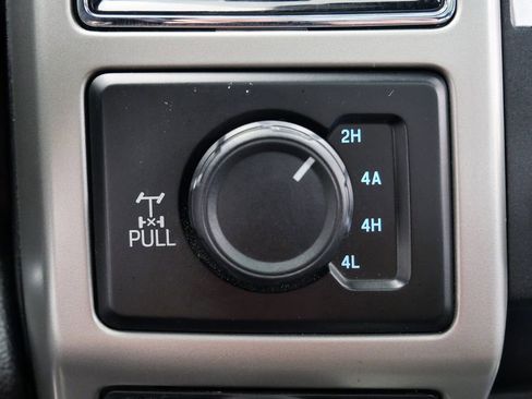 Used 2018 Ford F150 Lariat w/ Equipment Group 502A Luxury AWD/4WD image 31