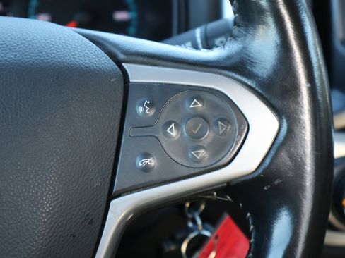 Used 2022 Chevrolet Colorado LT w/ Fleet Safety Package image 14