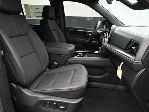 New 2026 Chevrolet Tahoe RST w/ RST Capability Package AWD/4WD image 38