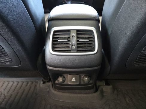 Used 2016 Kia Sorento SX AWD/4WD image 17