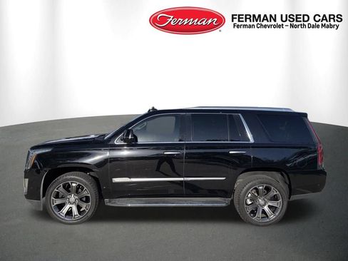 Used 2020 Cadillac Escalade 2WD image 12