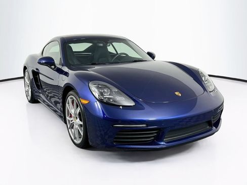 Certified 2025 Porsche 718 Cayman S RWD image 7