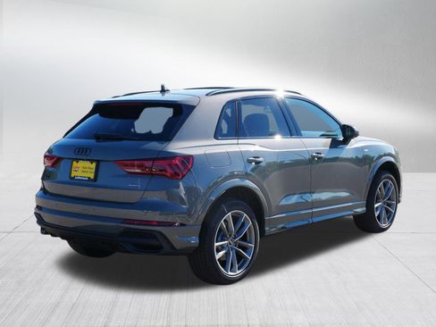 Certified 2025 Audi Q3 2.0T Premium w/ Convenience Package AWD/4WD image 2