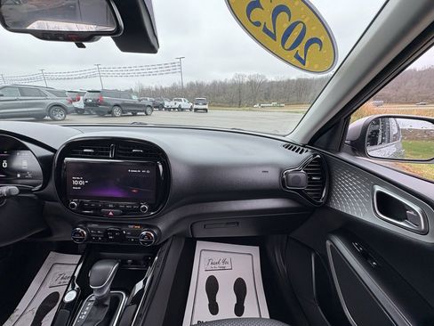 Used 2023 Kia Soul S image 34