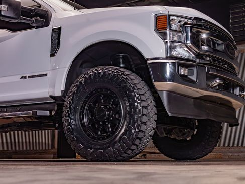 Used 2022 Ford F250 XLT w/ XLT Premium Package AWD/4WD image 12