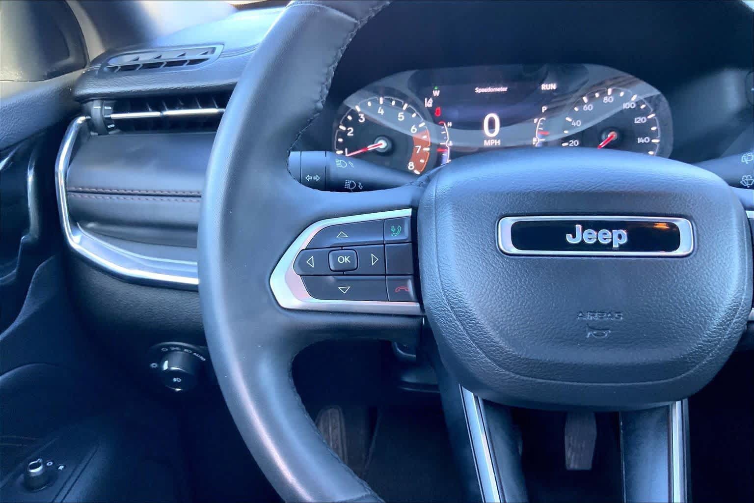 Used 2023 Jeep Compass Limited AWD/4WD image 23