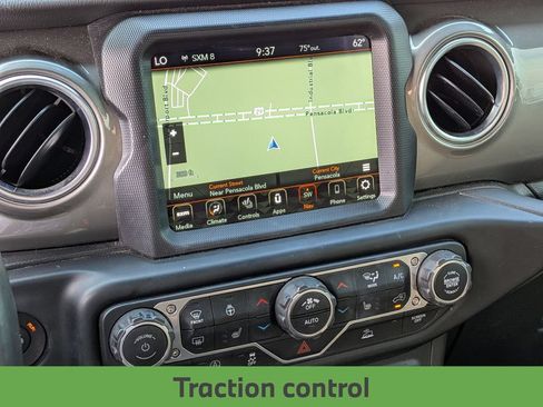 Used 2022 Jeep Wrangler Unlimited Sahara w/ LED Lighting Group AWD/4WD image 25