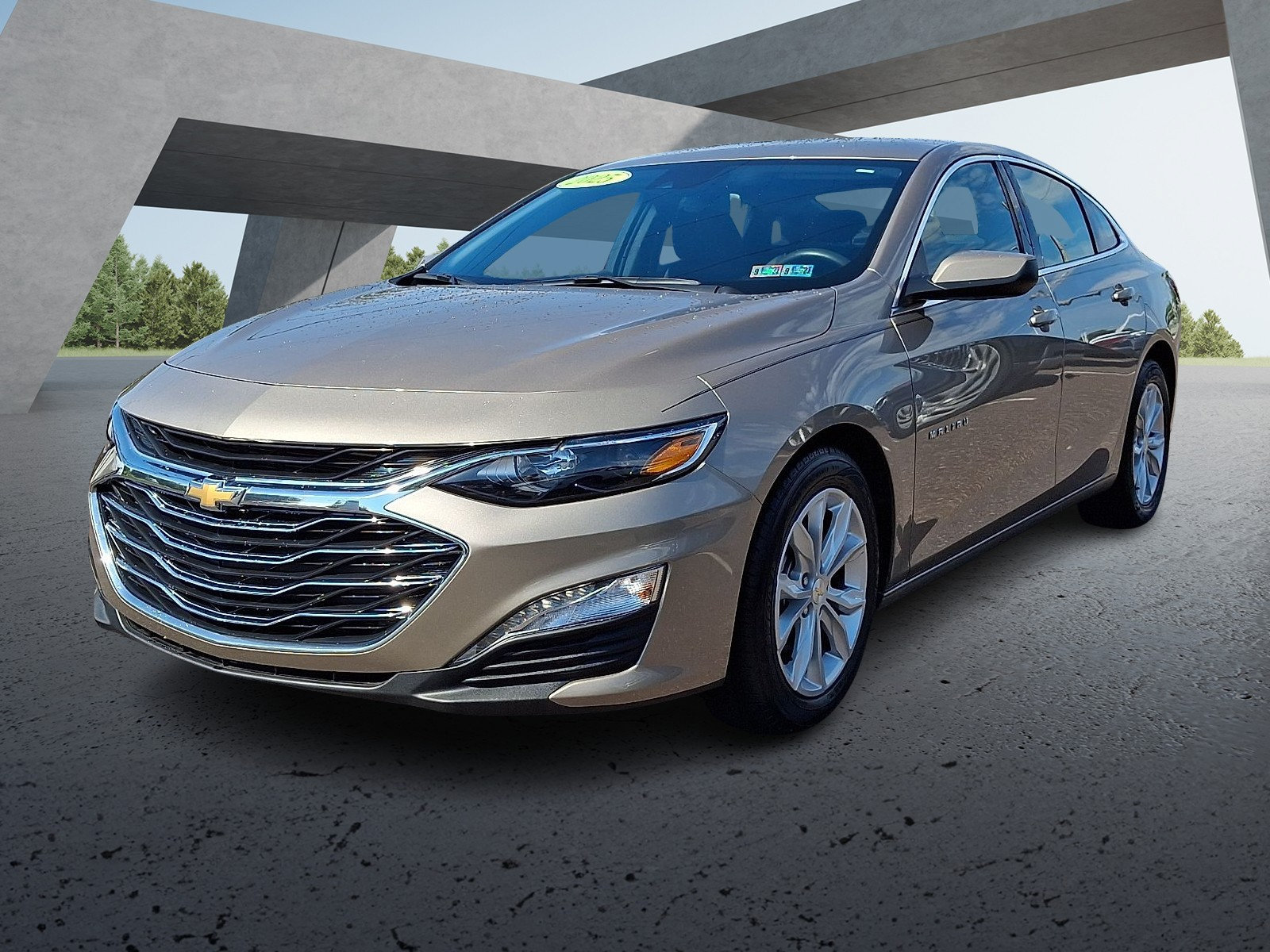 Used 2025 Chevrolet Malibu LT FWD image 3