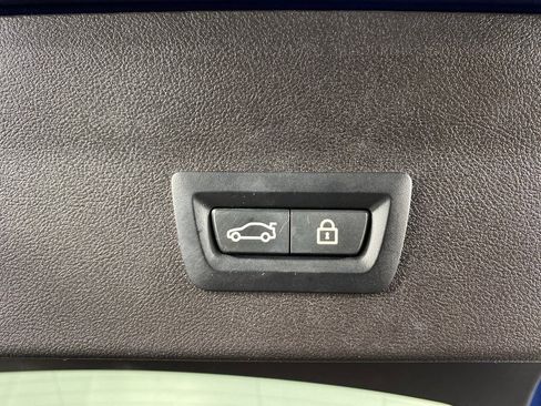 Used 2020 BMW X4 xDrive30i w/ Convenience Package image 26