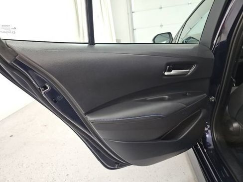 Used 2021 Toyota Corolla SE w/ SE Premium Package FWD image 30
