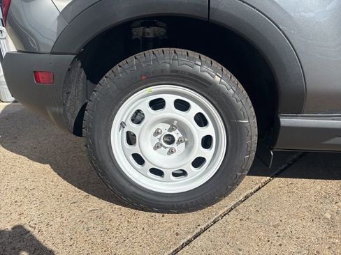 New 2025 Ford Bronco Sport Heritage w/ Convenience Package image 9