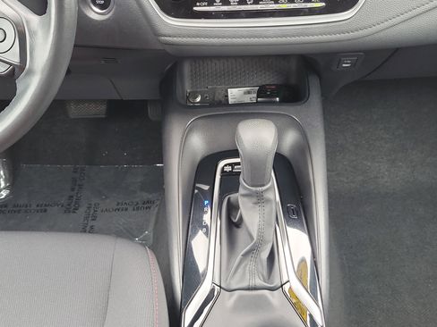 Certified 2024 Toyota Corolla SE FWD image 20
