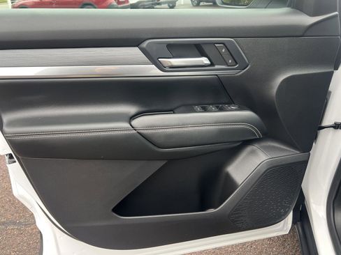 Used 2026 GMC Terrain Elevation image 11