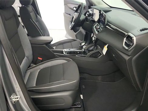 New 2026 Chevrolet TrailBlazer LT w/ Convenience Package AWD/4WD image 36