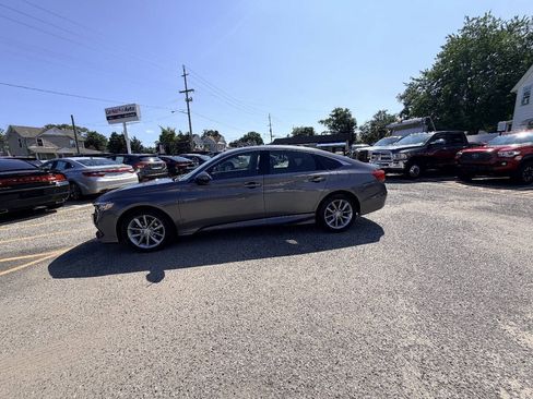 Used 2022 Honda Accord LX image 28