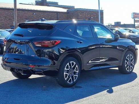 Used 2025 Chevrolet Blazer RS w/ Driver Confidence II Package image 4