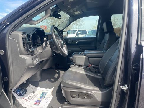 Used 2024 GMC Sierra 1500 SLT AWD/4WD image 16