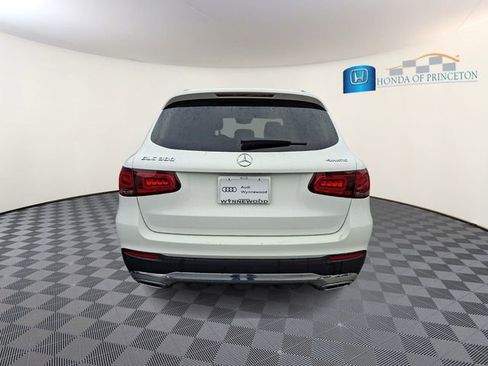 Used 2022 Mercedes-Benz GLC 300 4MATIC image 5