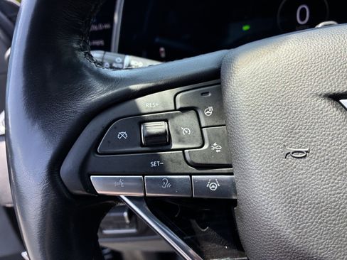 Used 2023 Cadillac Escalade Sport AWD/4WD image 33