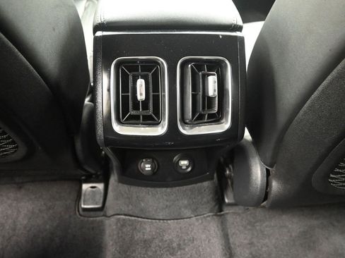 Certified 2022 Kia Sorento EX w/ Panoramic Sunroof Package image 33