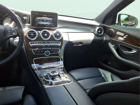 Used 2018 Mercedes-Benz C 300 Sedan image 13