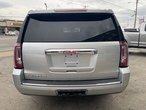 Used 2017 GMC Yukon XL Denali w/ Open Road Package image 6
