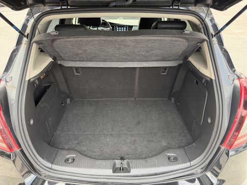 Used 2021 Buick Encore Preferred FWD image 9