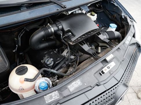 Used 2018 Mercedes-Benz Sprinter 2500 image 43