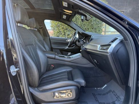 Used 2023 BMW X6 xDrive40i w/ M Sport Package image 33