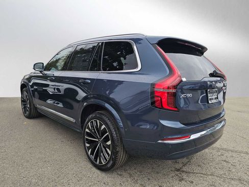New 2026 Volvo XC90 B5 Plus w/ Protection Package image 5