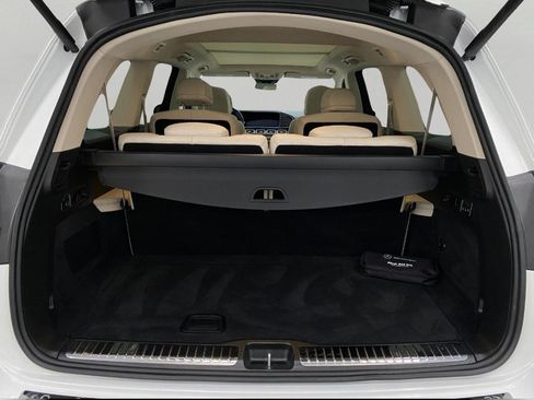 Certified 2026 Mercedes-Benz GLS 450 4MATIC image 44