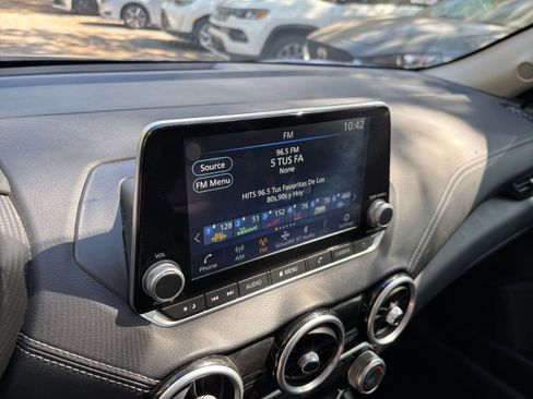 Used 2025 Nissan Sentra SV FWD image 31