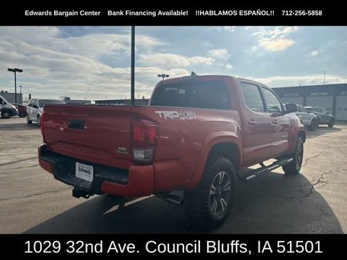 Used 2016 Toyota Tacoma SR image 7