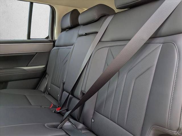 Used 2025 Hyundai Santa Fe XRT AWD/4WD image 19