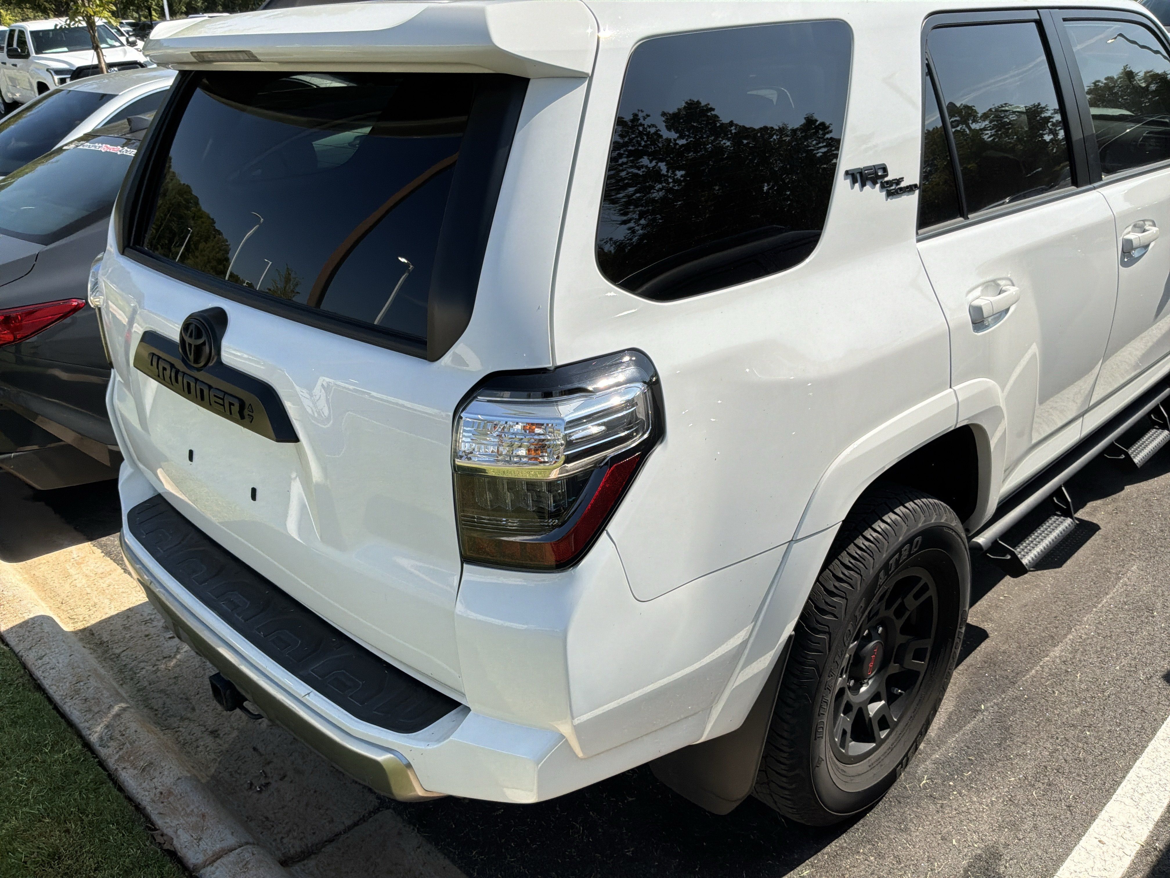 Used 2021 Toyota 4Runner TRD Off-Road Premium w/ Moonroof Package AWD/4WD image 8