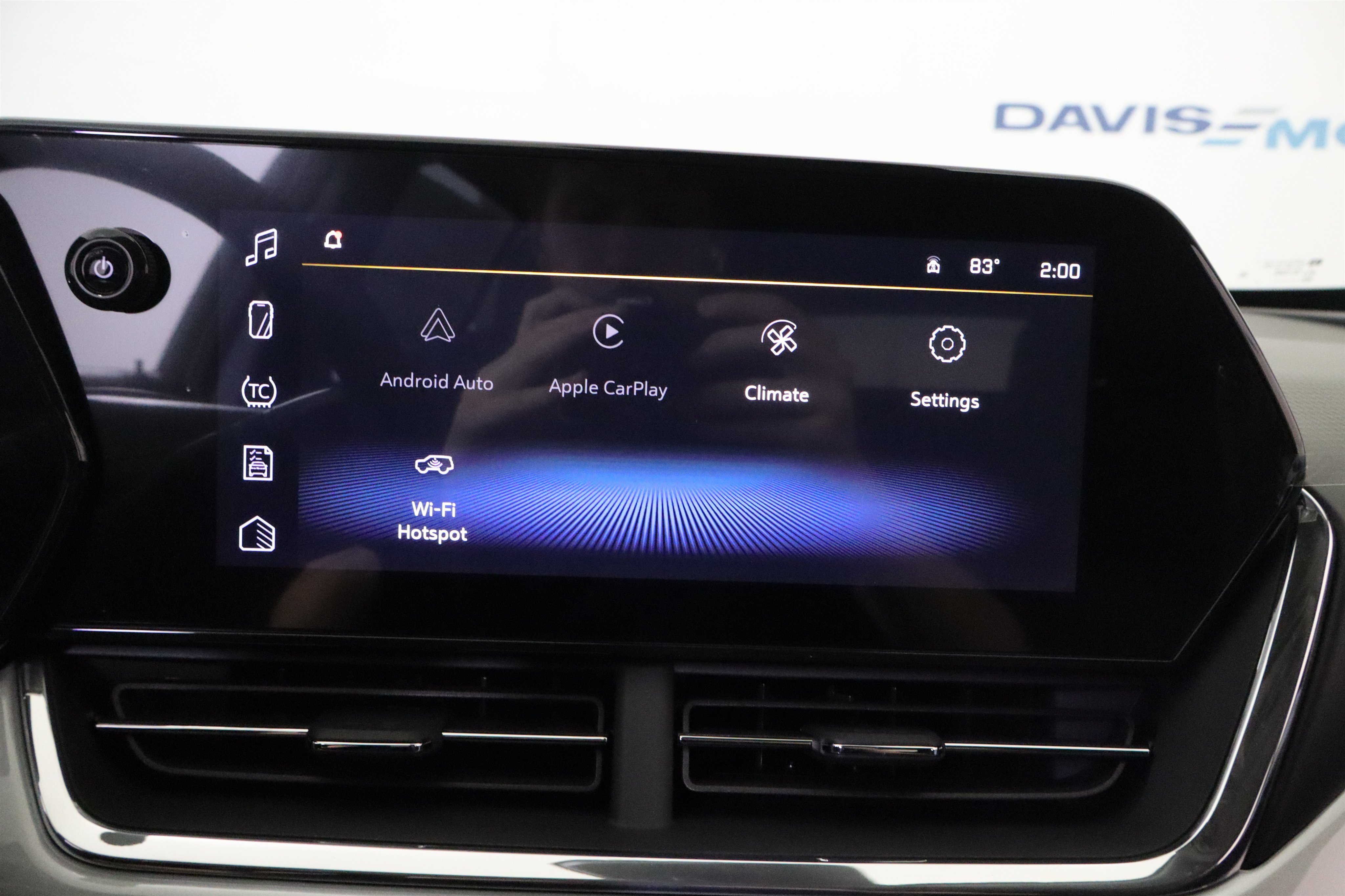 New 2026 Chevrolet Trax LT w/ LT Convenience Package FWD image 25