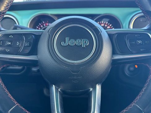 Used 2018 Jeep Wrangler Unlimited Rubicon AWD/4WD image 24