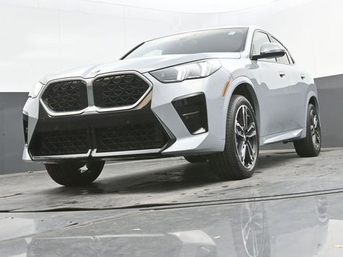 Certified 2024 BMW X2 xDrive28i w/ M Sport Package image 36