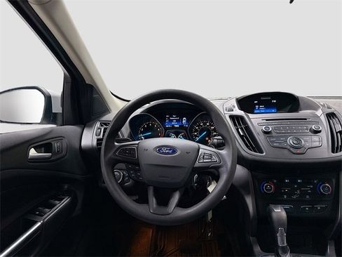 Used 2017 Ford Escape SE image 19