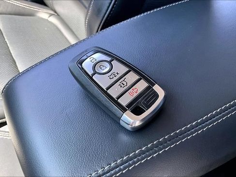 Used 2025 Ford Mustang Mach-E Premium RWD image 33